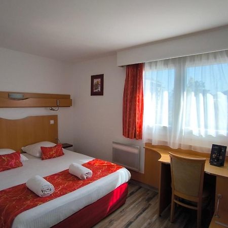Atalante Hotel Annemasse Bagian luar foto