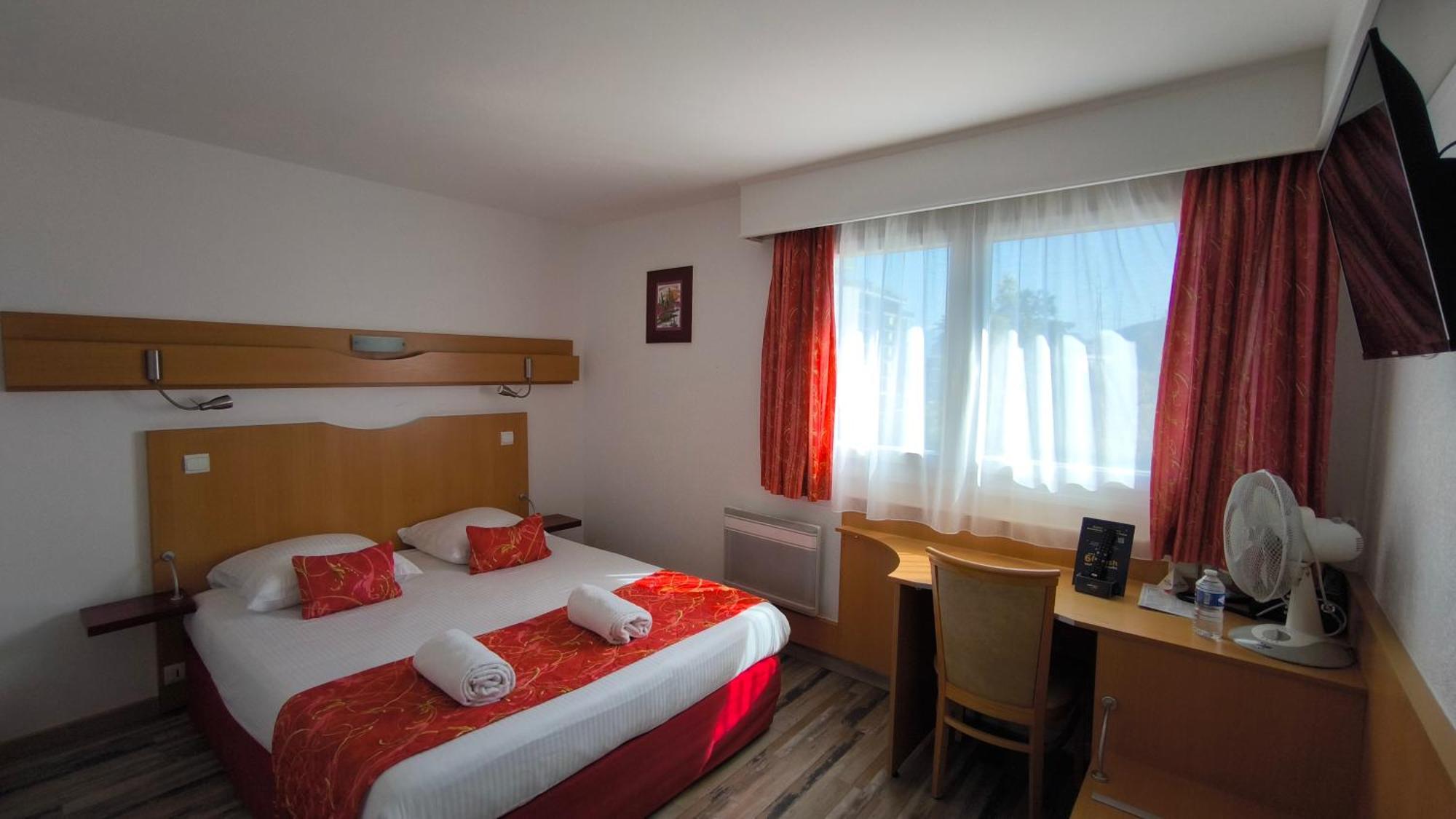 Atalante Hotel Annemasse Bagian luar foto